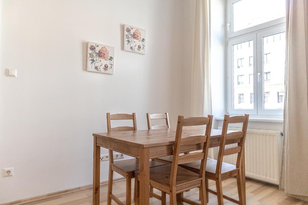 Special Vintage Viennese Apartment - 12Min F Downtown Extérieur photo