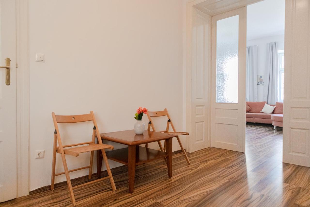 Special Vintage Viennese Apartment - 12Min F Downtown Extérieur photo